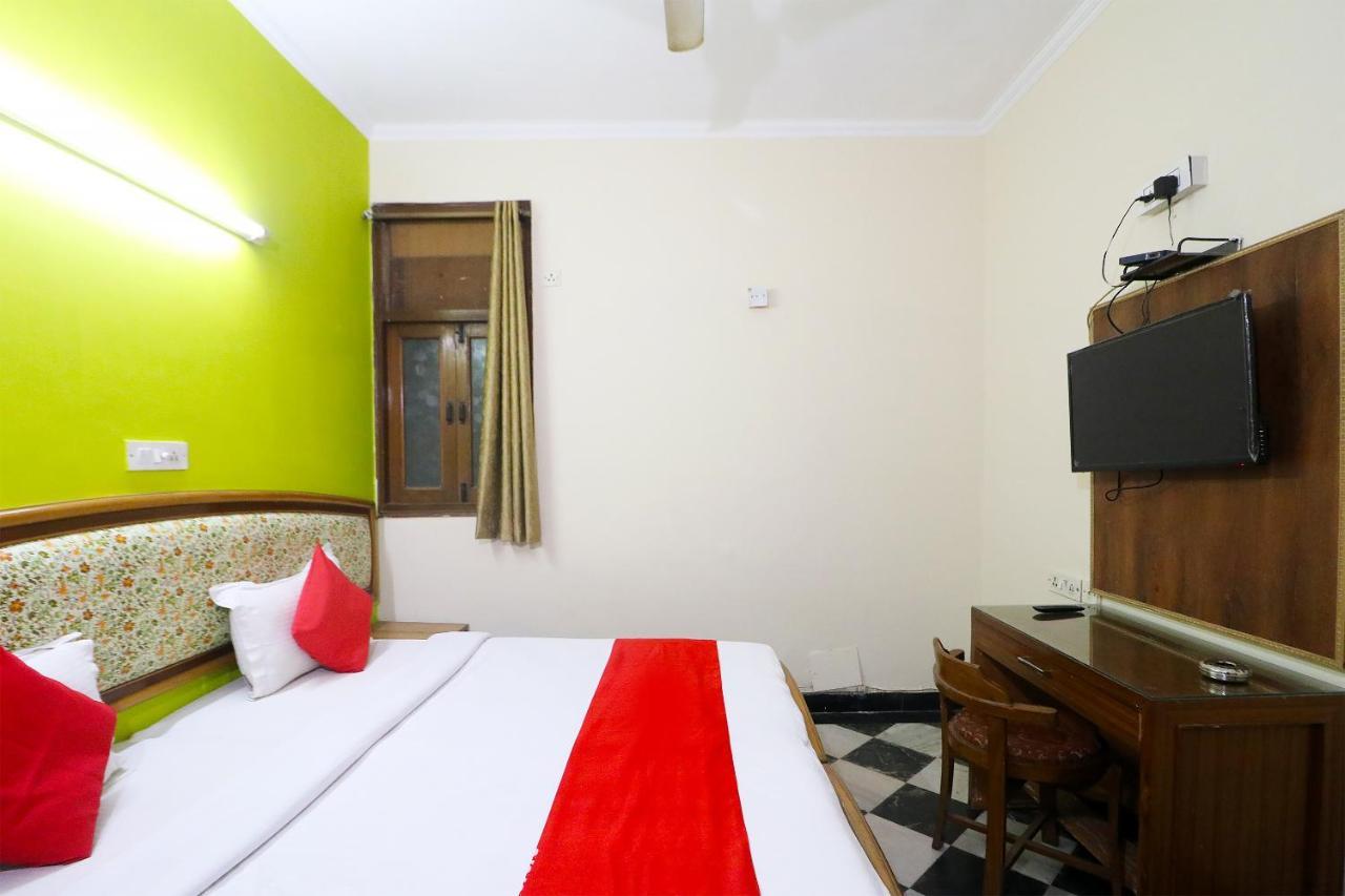 ניו דלהי Hotel Westend Holiday Home 5 Mint From Nizamuddin Railway Station מראה חיצוני תמונה