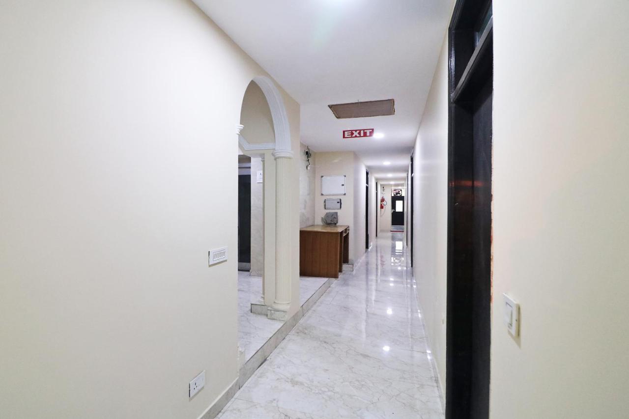 ניו דלהי Hotel Westend Holiday Home 5 Mint From Nizamuddin Railway Station מראה חיצוני תמונה